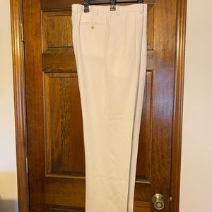 Mens dress pants size 36/34 new without tags